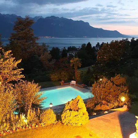 Domaine Les Sylphides بيت ضيافة 5*